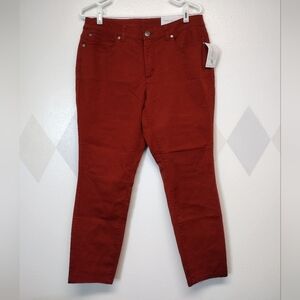 Christopher and Banks Signature Slimming ankle shaped fit mid rise pant …